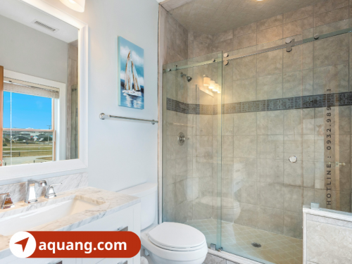 Các mẫu vách kính tắm cường lực hiện đại